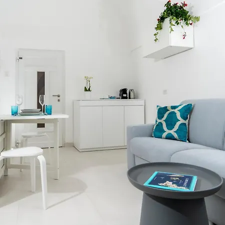 A 10 Passi Apartman Capri